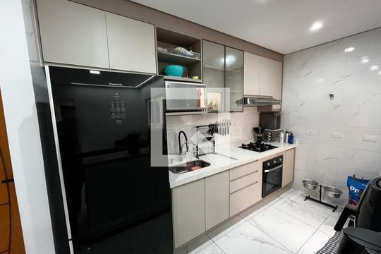 Cozinha de apartamento à venda com 2 quartos, 56m² em Vila Amabile Pezzolo, Santo André