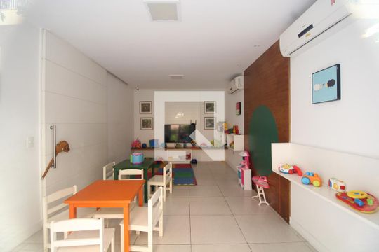 Área comum de apartamento à venda com 2 quartos, 100m² em Taquara, Rio de Janeiro