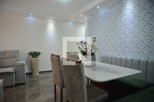 Sala de apartamento à venda com 3 quartos, 70m² em Vila Bela Vista, Santo André