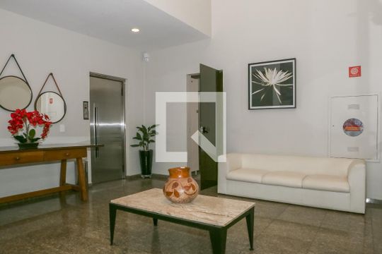 Área comum - Recepção de apartamento para alugar com 3 quartos, 122m² em Perdizes, São Paulo