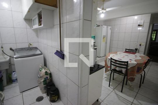 Área de Serviço de casa para alugar com 3 quartos, 132m² em Cidade das Flores, Osasco