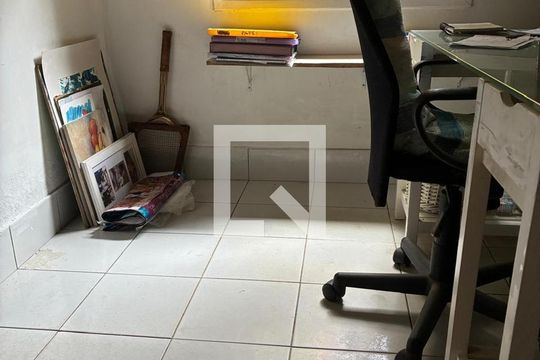 Quarto de casa de condomínio para alugar com 3 quartos, 658m² em Vargem Grande, Rio de Janeiro