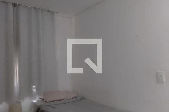 Quarto 1 de apartamento para alugar com 2 quartos, 60m² em Lidici (Justinópolis), Ribeirão das Neves