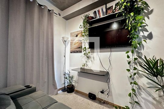 Sala de kitnet/studio para alugar com 0 quarto, 28m² em Santo Amaro, São Paulo