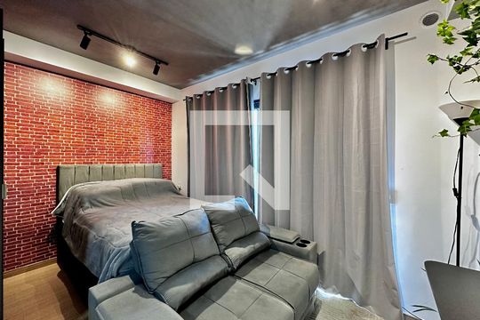 Sala de kitnet/studio para alugar com 0 quarto, 28m² em Santo Amaro, São Paulo