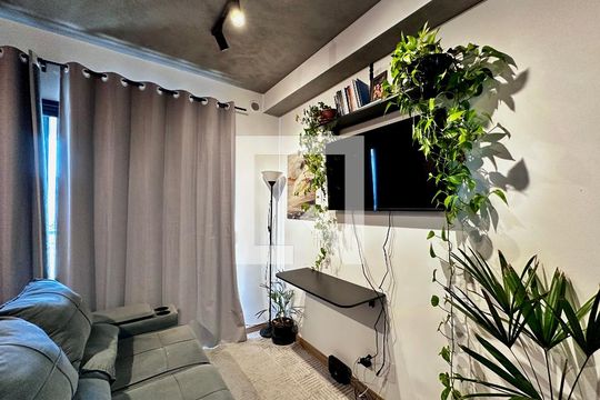 Sala de kitnet/studio para alugar com 0 quarto, 28m² em Santo Amaro, São Paulo