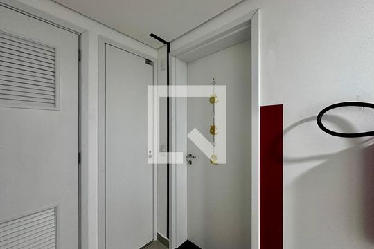Hall Apartamento de kitnet/studio à venda com 0 quarto, 28m² em Santo Amaro, São Paulo