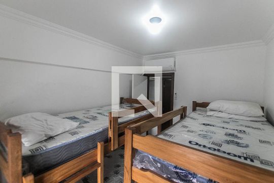 Quarto 1 de apartamento para alugar com 4 quartos, 127m² em Jardim Armação, Salvador