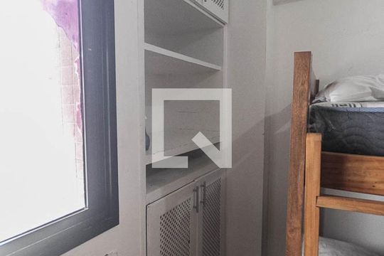 Quarto 1 de apartamento para alugar com 4 quartos, 127m² em Jardim Armação, Salvador