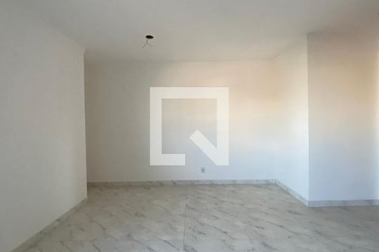 Sala/Cozinha de apartamento para alugar com 2 quartos, 55m² em Vila Libanesa, São Paulo