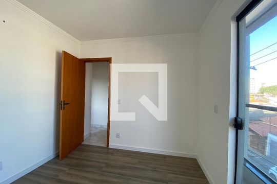 Quarto 2 de apartamento para alugar com 2 quartos, 55m² em Vila Libanesa, São Paulo