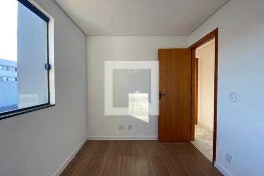 Quarto  de apartamento para alugar com 2 quartos, 54m² em Vila Libanesa, São Paulo