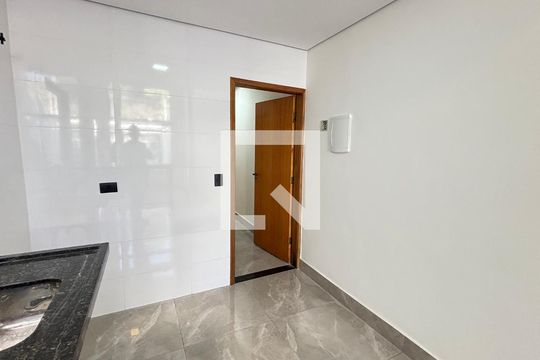Sala/Cozinha de casa à venda com 3 quartos, 170m² em Utinga, Santo André