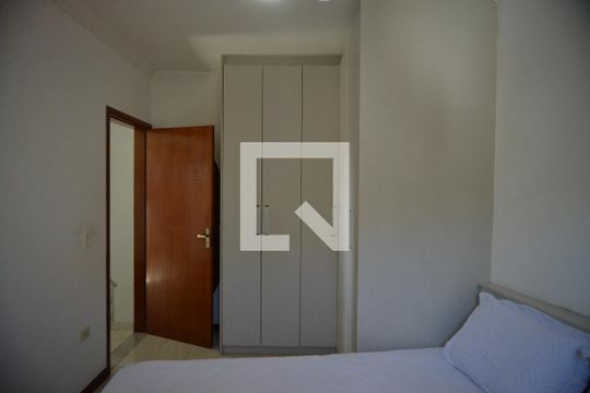 Quarto 1 de casa à venda com 2 quartos, 160m² em Vila Helena, Santo André