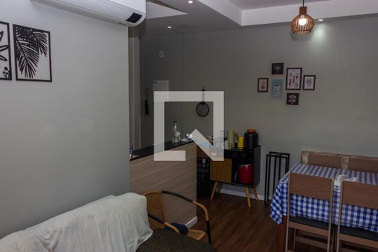 Sala de apartamento à venda com 2 quartos, 46m² em Usina Piratininga, São Paulo