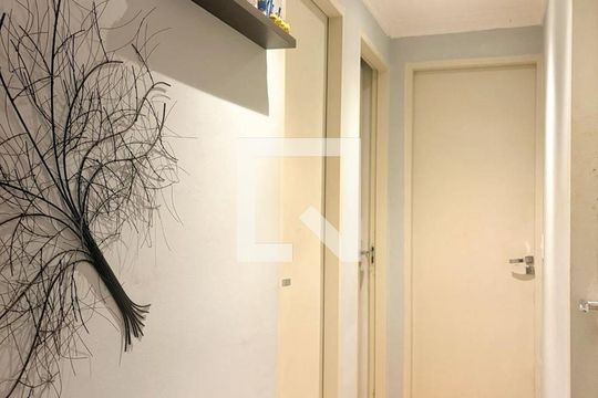 Corredor de apartamento à venda com 3 quartos, 65m² em Luz, São Paulo