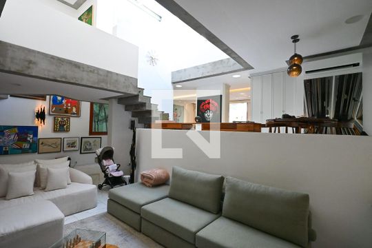 Sala de casa à venda com 3 quartos, 443m² em Cidade Jardim, São Paulo