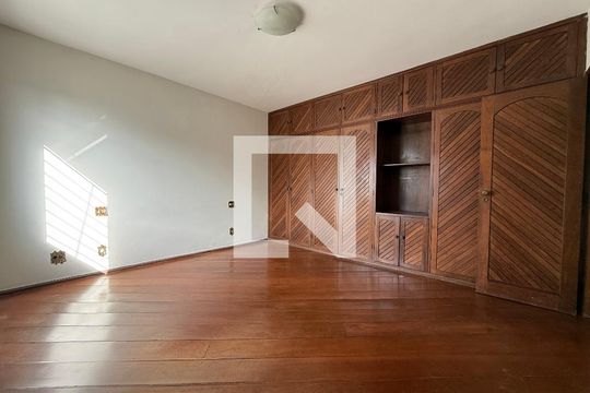 Apartamento à venda com 4 quartos, 420m² em Grajaú, Belo Horizonte