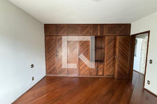 Apartamento à venda com 4 quartos, 420m² em Grajaú, Belo Horizonte