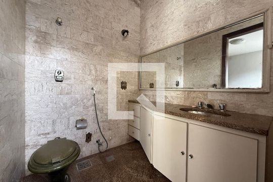 Apartamento à venda com 4 quartos, 420m² em Grajaú, Belo Horizonte