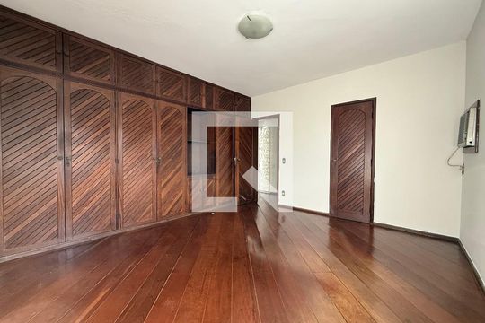 Apartamento à venda com 4 quartos, 420m² em Grajaú, Belo Horizonte