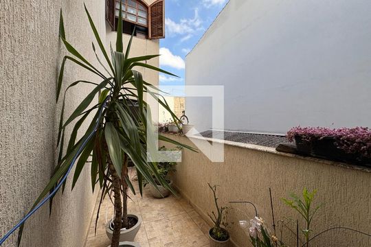 Jardim de inverno de casa à venda com 3 quartos, 350m² em Vila Camilópolis, Santo André