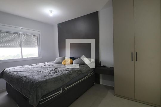 Suite de apartamento à venda com 2 quartos, 76m² em Marechal Rondon, Canoas