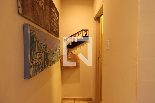 Banheiro 1 de casa para alugar com 2 quartos, 120m² em Centro, Ribeirão Preto
