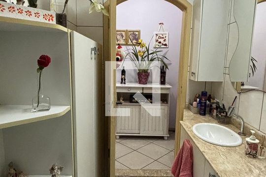 Banheiro de casa para alugar com 3 quartos, 198m² em Jardim Ipanema, Santo André