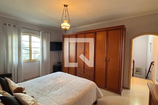 Quarto 1 de casa para alugar com 3 quartos, 198m² em Jardim Ipanema, Santo André