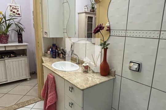 Banheiro de casa para alugar com 3 quartos, 198m² em Jardim Ipanema, Santo André