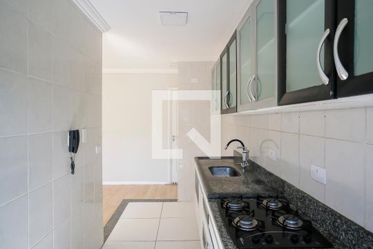 Cozinha de apartamento à venda com 2 quartos, 59m² em Vila Normandia, São Bernardo do Campo