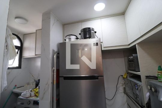 Cozinha de apartamento para alugar com 1 quarto, 50m² em Centro, Uberlândia