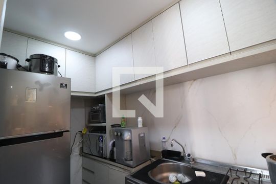 Cozinha de apartamento para alugar com 1 quarto, 50m² em Centro, Uberlândia