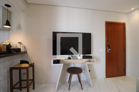 Sala de apartamento para alugar com 1 quarto, 50m² em Centro, Uberlândia