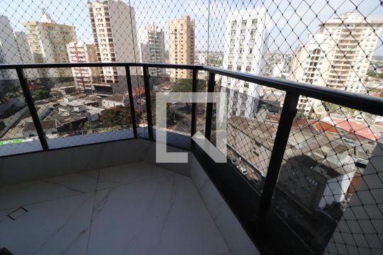 Sacada de apartamento para alugar com 1 quarto, 50m² em Centro, Uberlândia