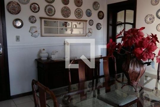 Casa à venda com 3 quartos, 330m² em Jardim Chapadão, Campinas