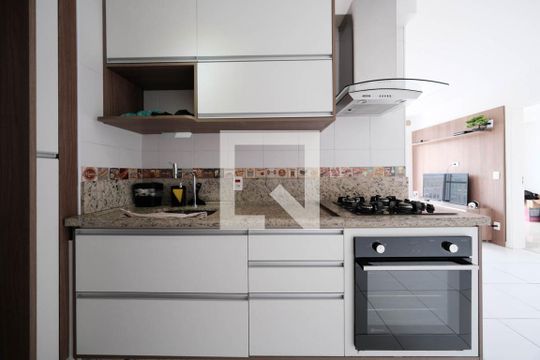 Sala/Cozinha de apartamento à venda com 2 quartos, 50m² em Jardim Santa Teresinha, São Paulo