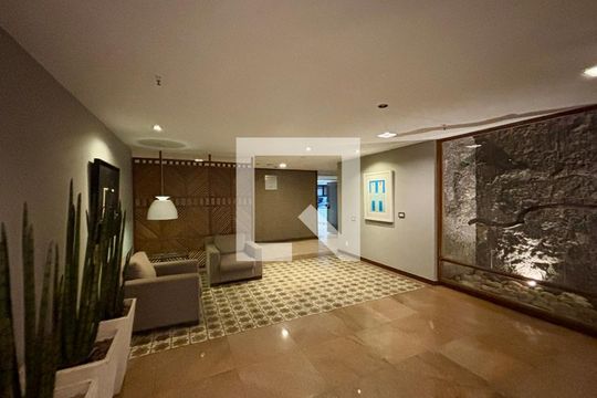 Portaria de apartamento à venda com 2 quartos, 165m² em Humaitá, Rio de Janeiro