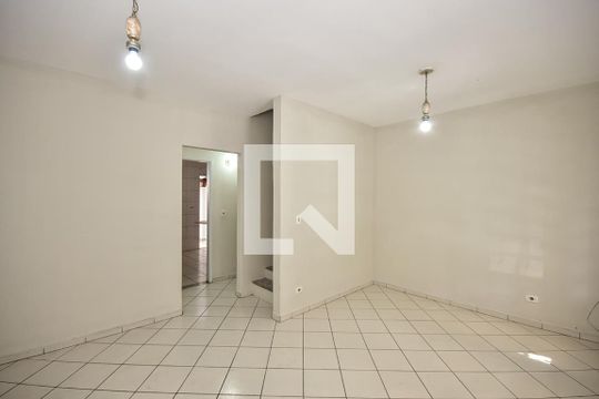 Sala de casa para alugar com 3 quartos, 90m² em Jardim Caner, Taboão da Serra
