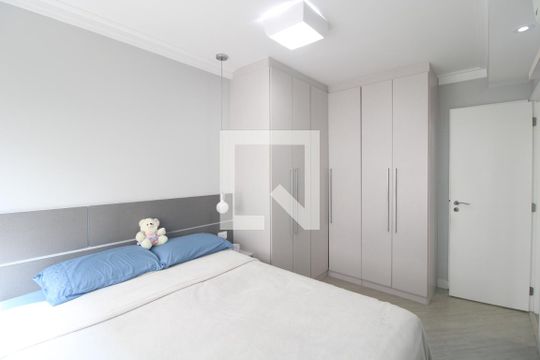 Suíte de apartamento à venda com 2 quartos, 61m² em Vila Isa, São Paulo