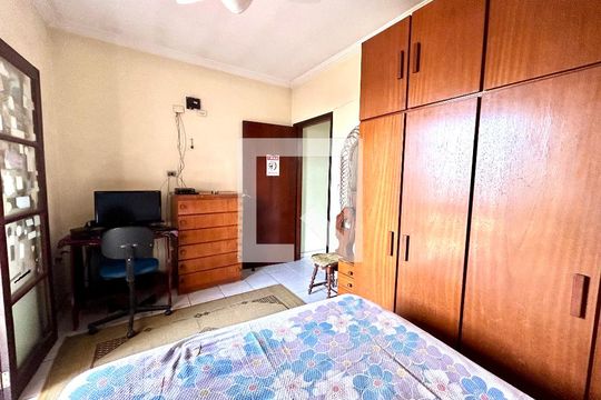 Quarto 2 de casa à venda com 3 quartos, 222m² em Vila Augusta, Guarulhos