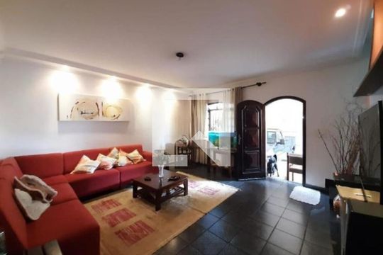 Casa à venda com 3 quartos, 258m² em Jardim Monte Azul, São Paulo
