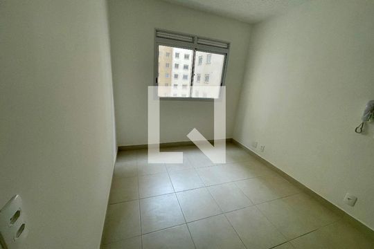 Sala de apartamento para alugar com 2 quartos, 32m² em Vila Maria, Guarulhos