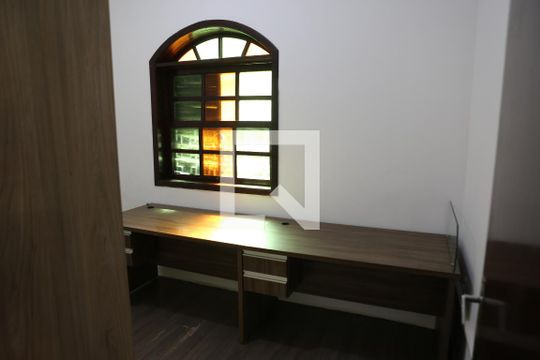 Quarto 2 de casa à venda com 6 quartos, 350m² em Jardim Riacho das Pedras, Contagem