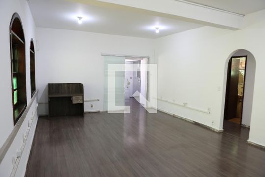 Sala de casa à venda com 6 quartos, 350m² em Jardim Riacho das Pedras, Contagem