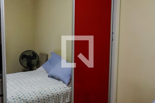 Quarto 1 de casa à venda com 4 quartos, 250m² em Jaguaribe, Osasco