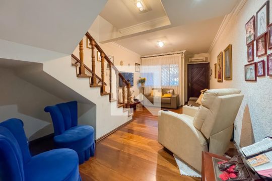 Sala de casa à venda com 3 quartos, 194m² em Vila Deodoro, São Paulo