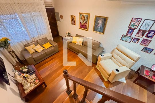 Sala de casa à venda com 3 quartos, 194m² em Vila Deodoro, São Paulo