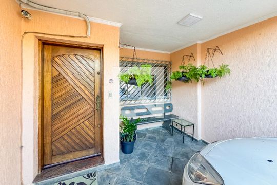 Entrada de casa para alugar com 3 quartos, 194m² em Vila Deodoro, São Paulo